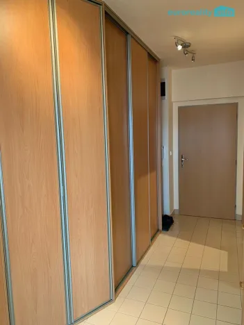 Pronájem bytu 2+kk, Beroun - Beroun-Město, Nad Paloučkem, 58 m2