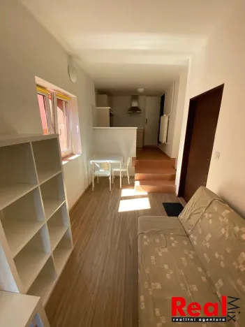 Pronájem bytu 1+kk, Brno, Havránkova, 30 m2