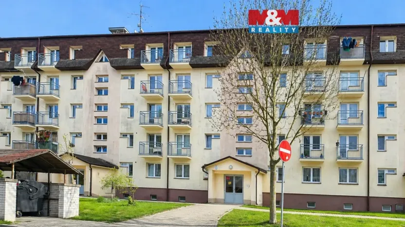 Pronájem bytu 1+1, Milovice, Mírová, 28 m2
