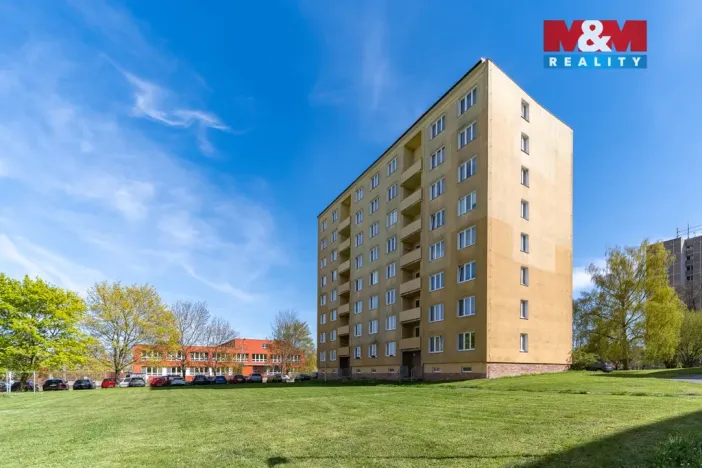 Prodej bytu 3+1, Cheb, Lomená, 60 m2