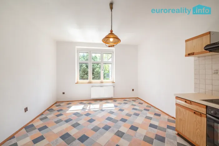Prodej bytu 2+kk, Cheb, Vančurova, 48 m2