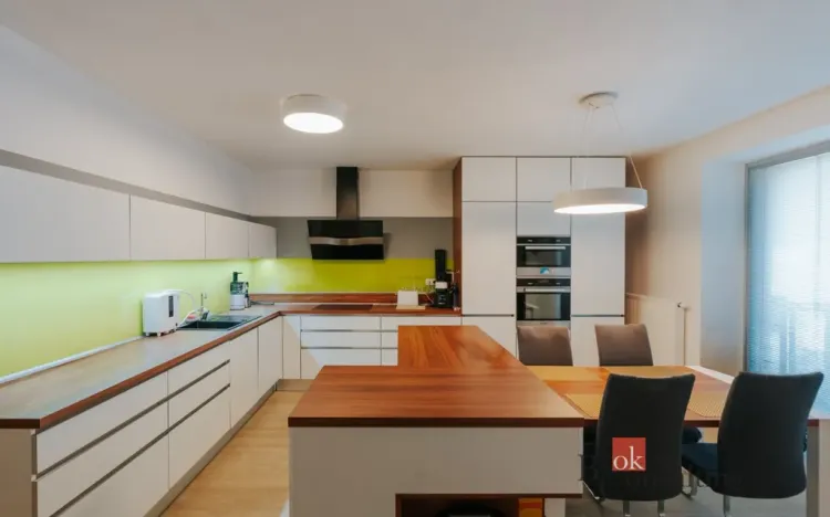 Pronájem bytu 3+1, Jihlava, Věžní, 101 m2