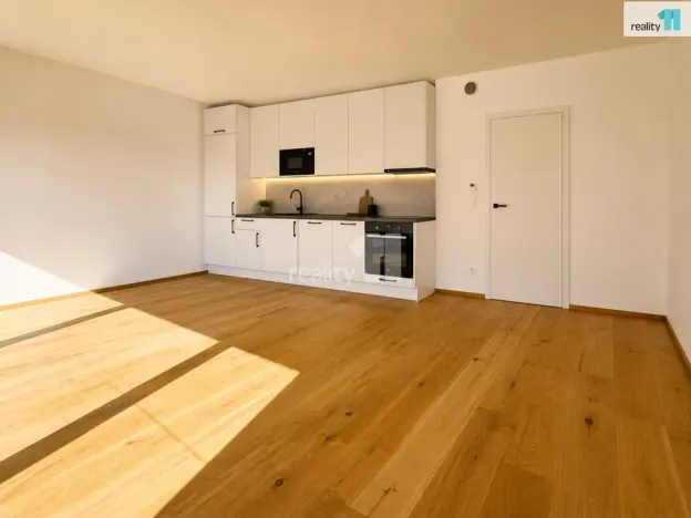 Pronájem bytu 1+kk, Praha, Starokošířská, 43 m2