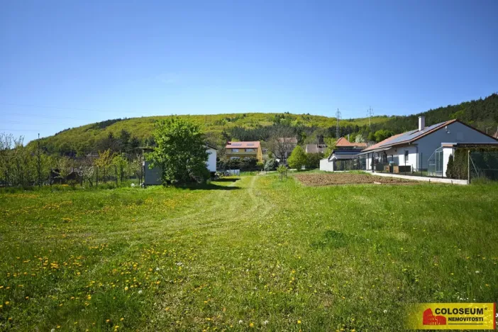 Prodej zahrady, Česká, 658 m2