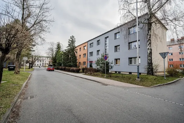 Pronájem bytu 3+kk, Ostrava, Šrobárova, 75 m2