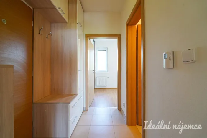 Pronájem bytu 2+kk, Brno - Líšeň, Horníkova, 50 m2
