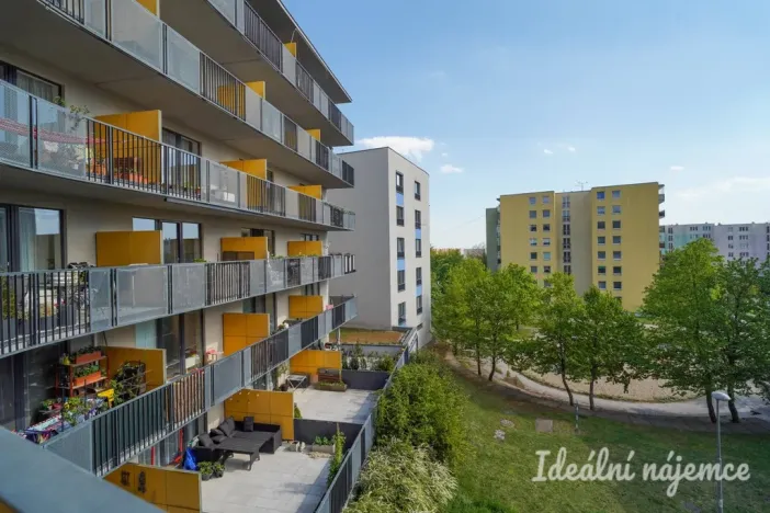 Pronájem bytu 2+kk, Brno - Líšeň, Horníkova, 50 m2