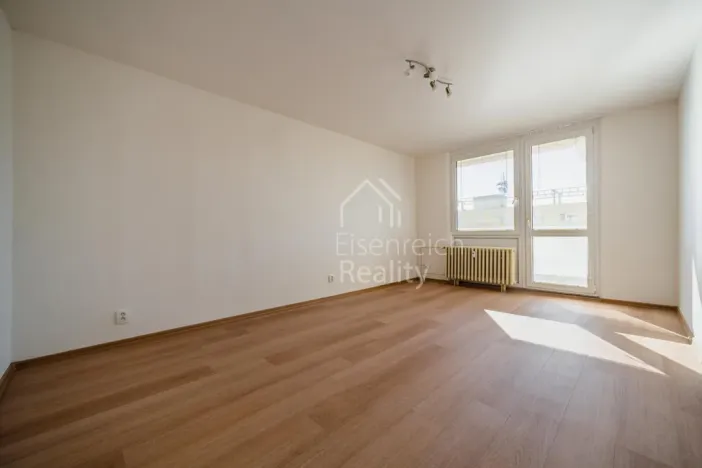 Prodej bytu 2+1, Hradec Králové - Moravské Předměstí, Štefánikova, 61 m2