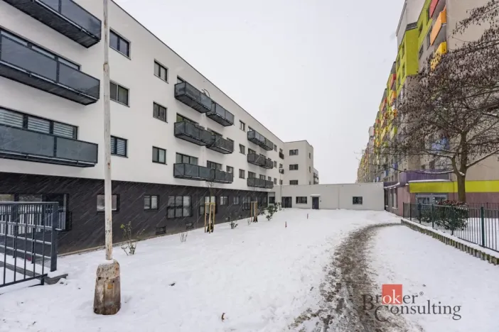 Prodej bytu 2+kk, Kladno - Kročehlavy, Arménská, 120 m2