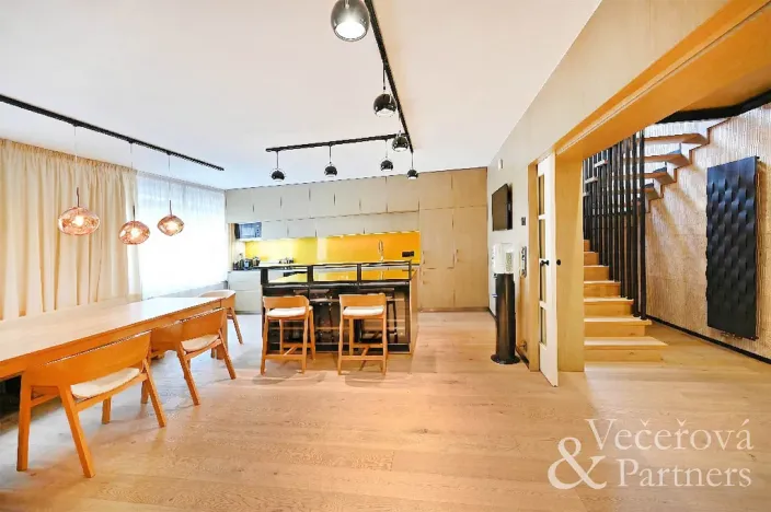 Prodej rodinného domu, Popovičky, Za Stodolou, 310 m2