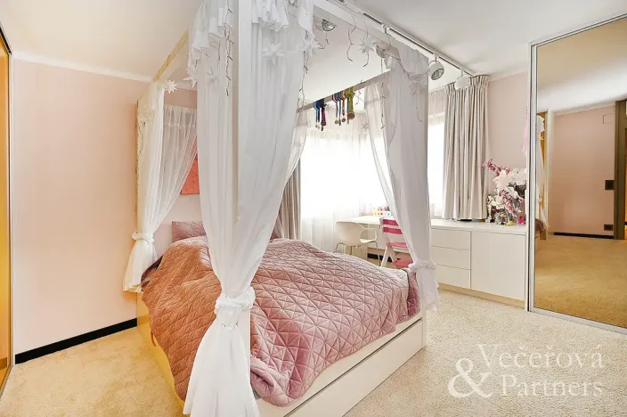 Prodej rodinného domu, Popovičky, Za Stodolou, 310 m2