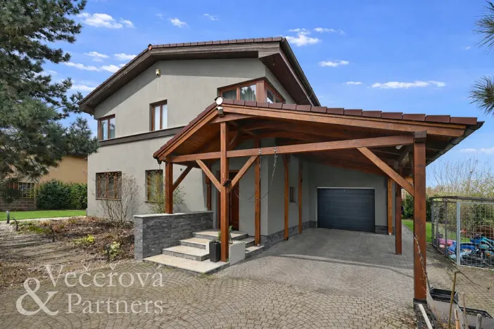 Prodej rodinného domu, Popovičky, Za Stodolou, 310 m2