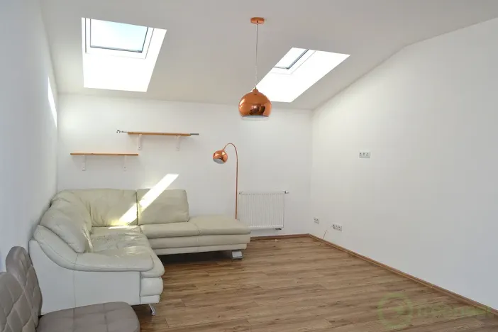 Pronájem bytu 2+kk, Smiřice, Nádražní, 44 m2