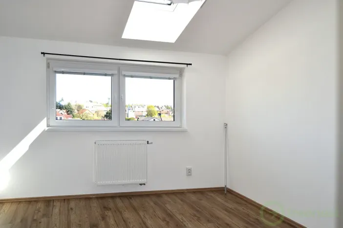 Pronájem bytu 2+kk, Smiřice, Nádražní, 44 m2