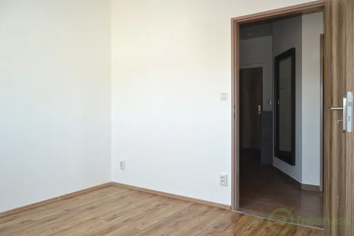 Pronájem bytu 2+kk, Smiřice, Nádražní, 44 m2