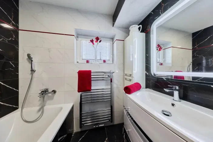 Prodej rodinného domu, Trutnov - Babí, 152 m2