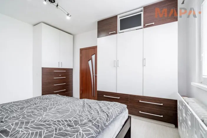 Pronájem bytu 2+1, Chomutov, Blatenská, 54 m2