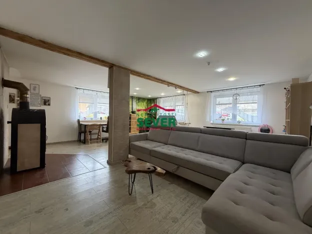 Prodej rodinného domu, Hrušovany, 208 m2