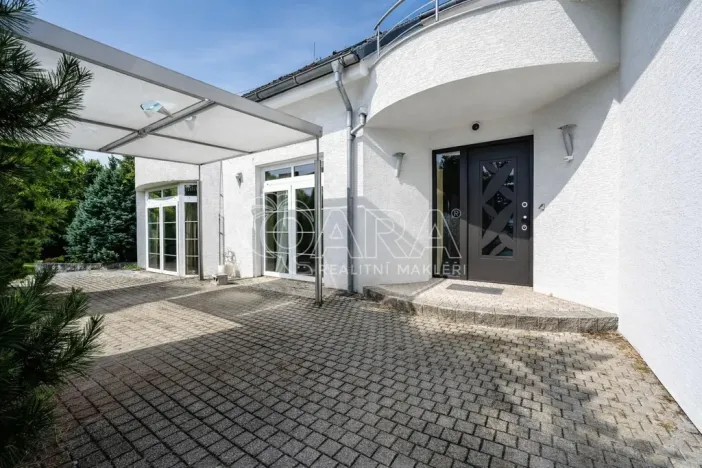 Prodej rodinného domu, Jesenice, Borová, 280 m2
