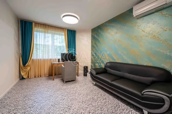Prodej rodinného domu, Jesenice, Borová, 280 m2