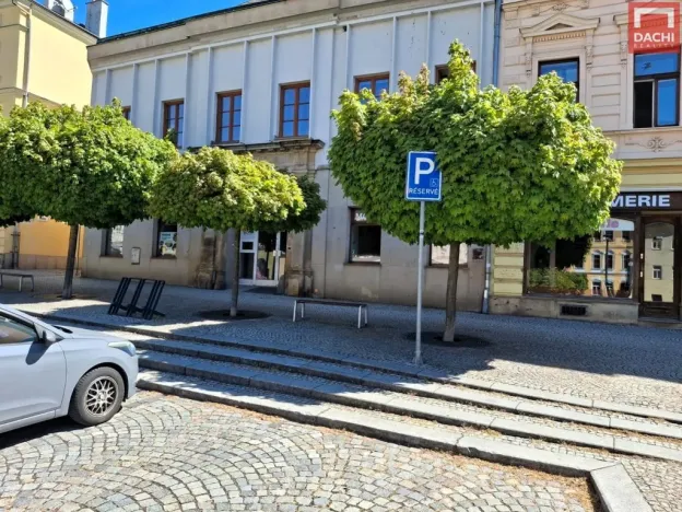 Pronájem obchodního prostoru, Šternberk, Hlavní náměstí, 70 m2