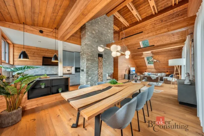 Prodej bytu 6+kk a větší, Harrachov - Nový Svět, 223 m2