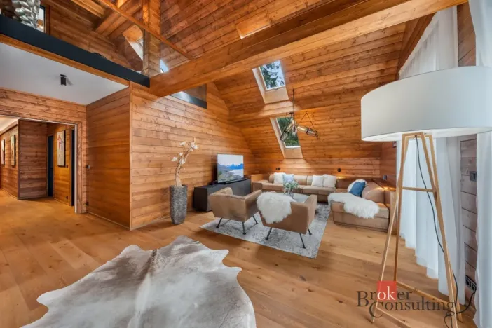 Prodej bytu 6+kk a větší, Harrachov - Nový Svět, 223 m2