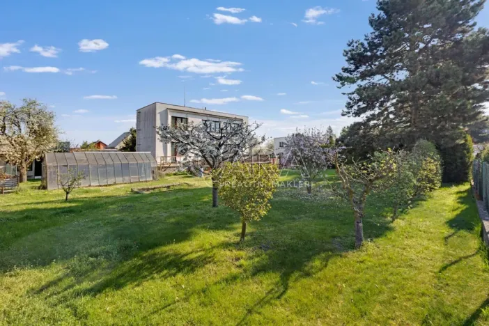 Prodej pozemku pro bydlení, Praha - Horní Počernice, Čechurova, 1412 m2