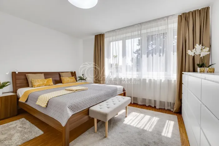 Prodej pozemku pro bydlení, Praha - Horní Počernice, Čechurova, 1412 m2