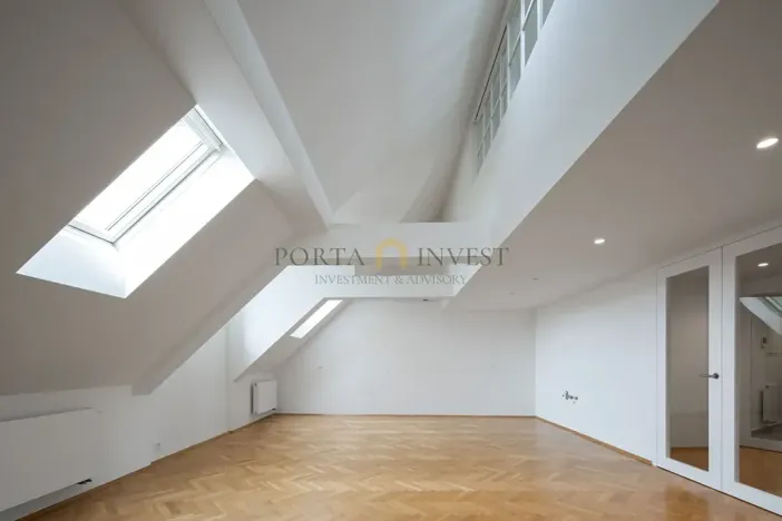 Prodej atypického bytu, Praha - Vinohrady, Pod Karlovem, 109 m2