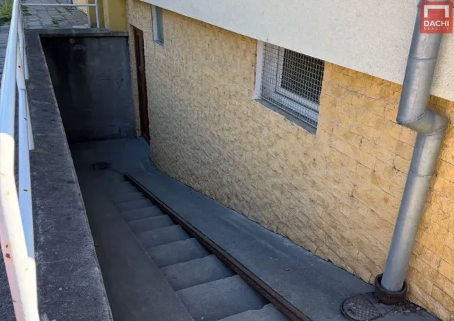 Prodej bytu 2+1, Olomouc, Tovární, 56 m2