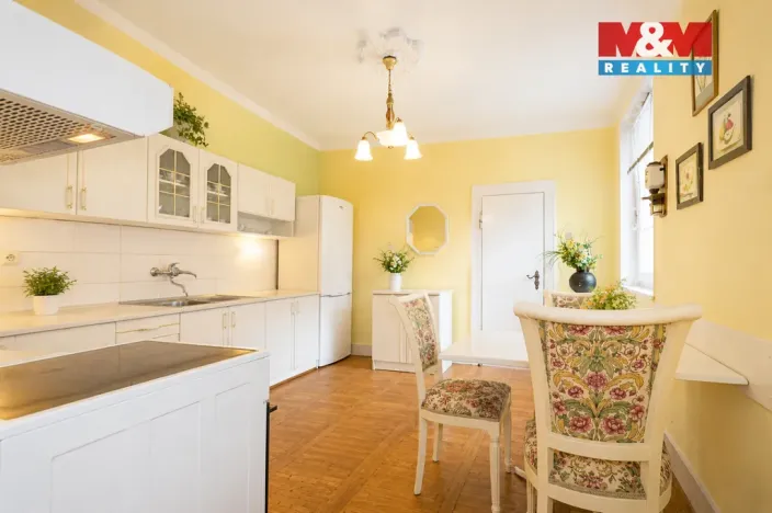 Prodej činžovního domu, Karlovy Vary - Doubí, Studentská, 260 m2