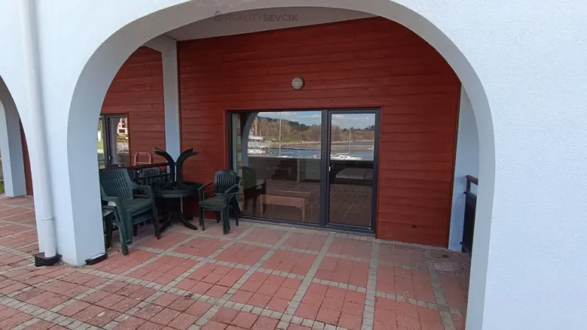 Prodej bytu 1+kk, Lipno nad Vltavou - Slupečná, 38 m2