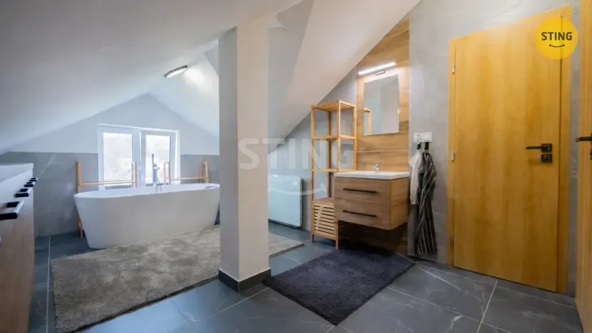 Prodej bytu 2+kk, Bravantice, 92 m2