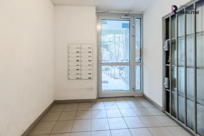 Pronájem bytu 1+1, Praha - Bohnice, Toruňská, 46 m2