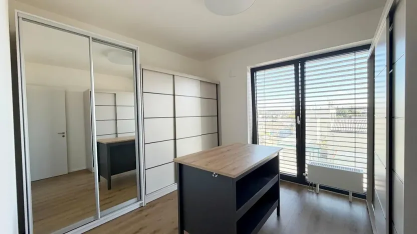 Pronájem bytu 3+kk, Praha - Hostivař, U hostivařského nádraží, 126 m2