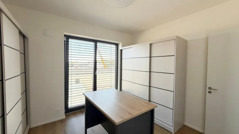 Pronájem bytu 3+kk, Praha - Hostivař, U hostivařského nádraží, 126 m2