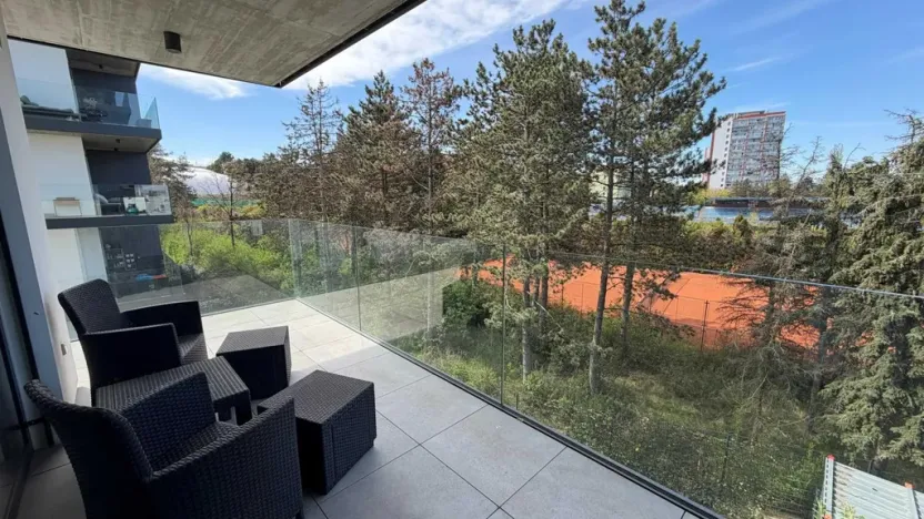 Pronájem bytu 3+kk, Praha - Hostivař, U hostivařského nádraží, 126 m2
