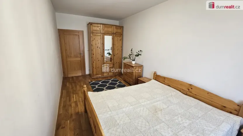 Pronájem bytu 1+1, Praha - Vysočany, Pešlova, 52 m2