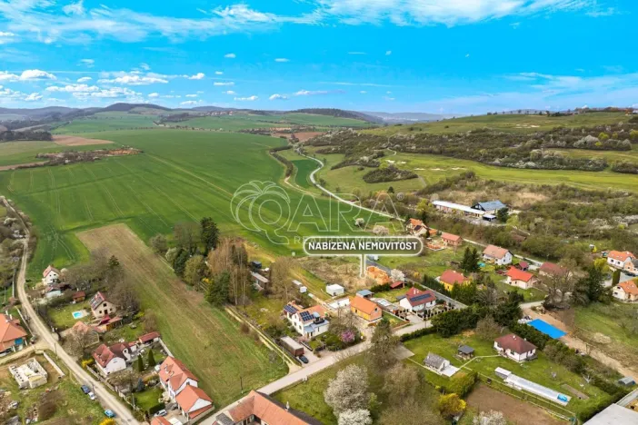 Prodej domu na klíč, Liteň - Běleč, Karlštejnská, 145 m2