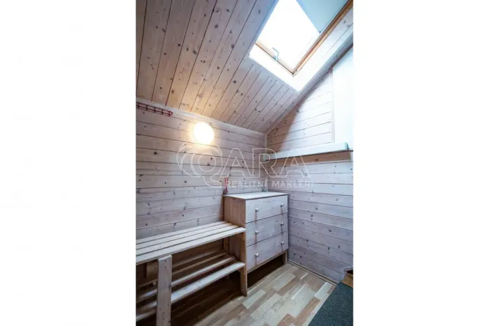 Pronájem bytu 1+kk, Libiš, Vojtěšská, 45 m2