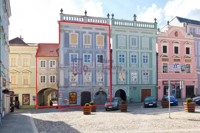 Pronájem bytu 2+kk, Jindřichův Hradec - Jindřichův Hradec I, nám. Míru, 72 m2