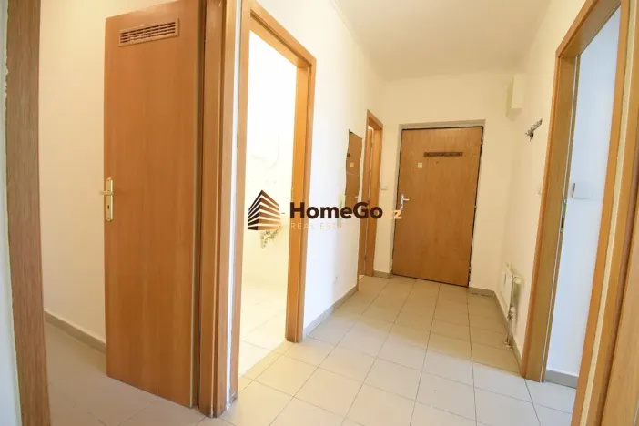 Pronájem bytu 1+kk, Praha - Troja, K Haltýři, 52 m2