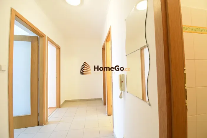 Pronájem bytu 1+kk, Praha - Troja, K Haltýři, 52 m2
