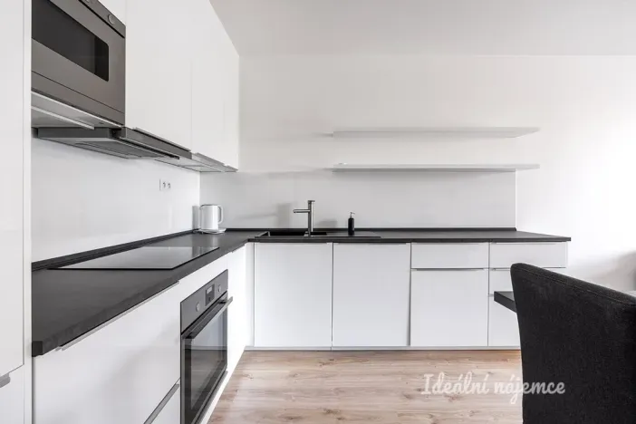 Pronájem bytu 2+kk, Praha - Modřany, K Vystrkovu, 71 m2