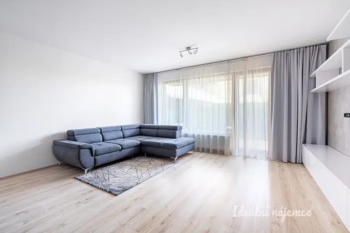 Pronájem bytu 2+kk, Praha - Modřany, K Vystrkovu, 71 m2