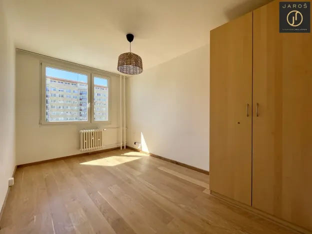 Pronájem bytu 2+kk, Praha - Kobylisy, Frýdlantská, 43 m2