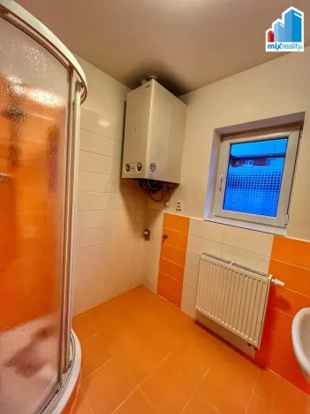 Pronájem bytu 1+1, Tlučná, Hlavní, 33 m2