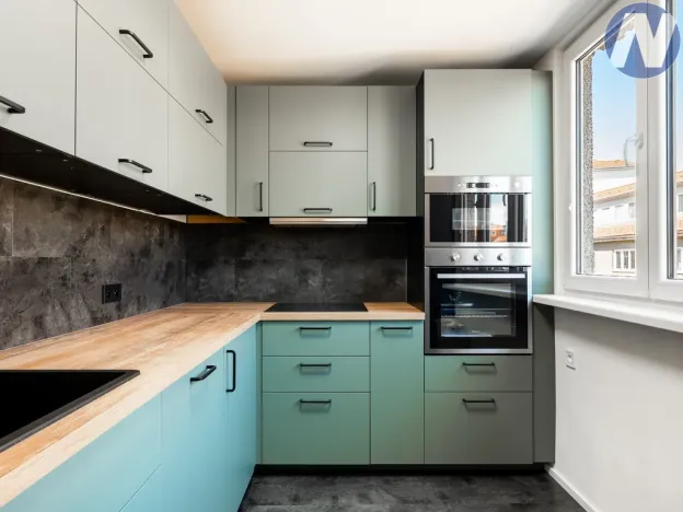 Prodej bytu 2+1, Strakonice, Bezděkovská, 56 m2