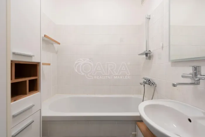 Pronájem bytu 2+1, Praha - Vršovice, Gruzínská, 53 m2